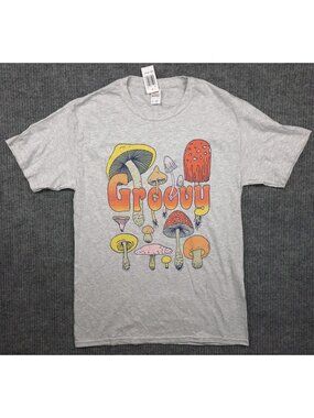 NWT Retro Groovy Mushroom Graphic T-Shirt Gray Men's S Cottagecore Hippie Unisex